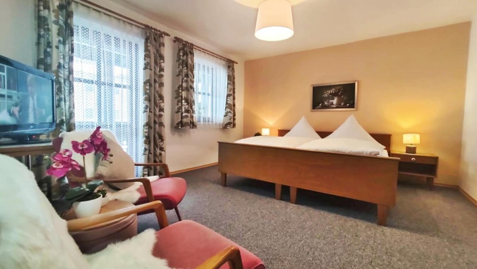 Pension Philippsreut "Zum Pfenniggeiger" Am Goldsteigwanderweg Extérieur photo